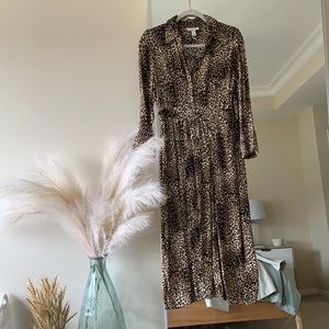 Leopard print maxi dress